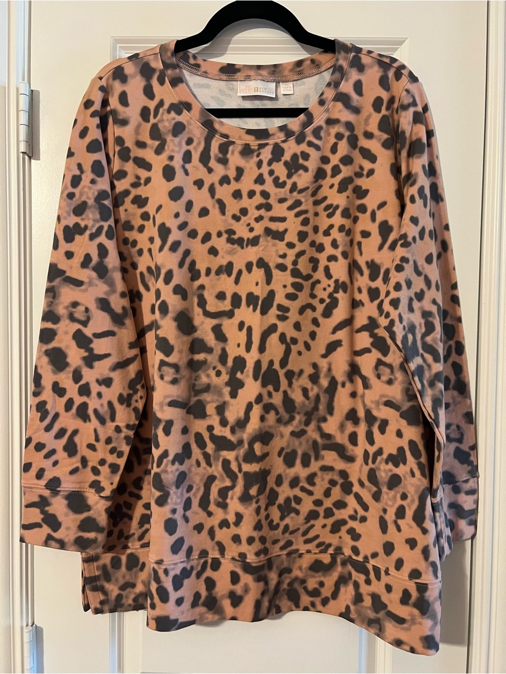 Leopard Print Long Sleeve Women's Top